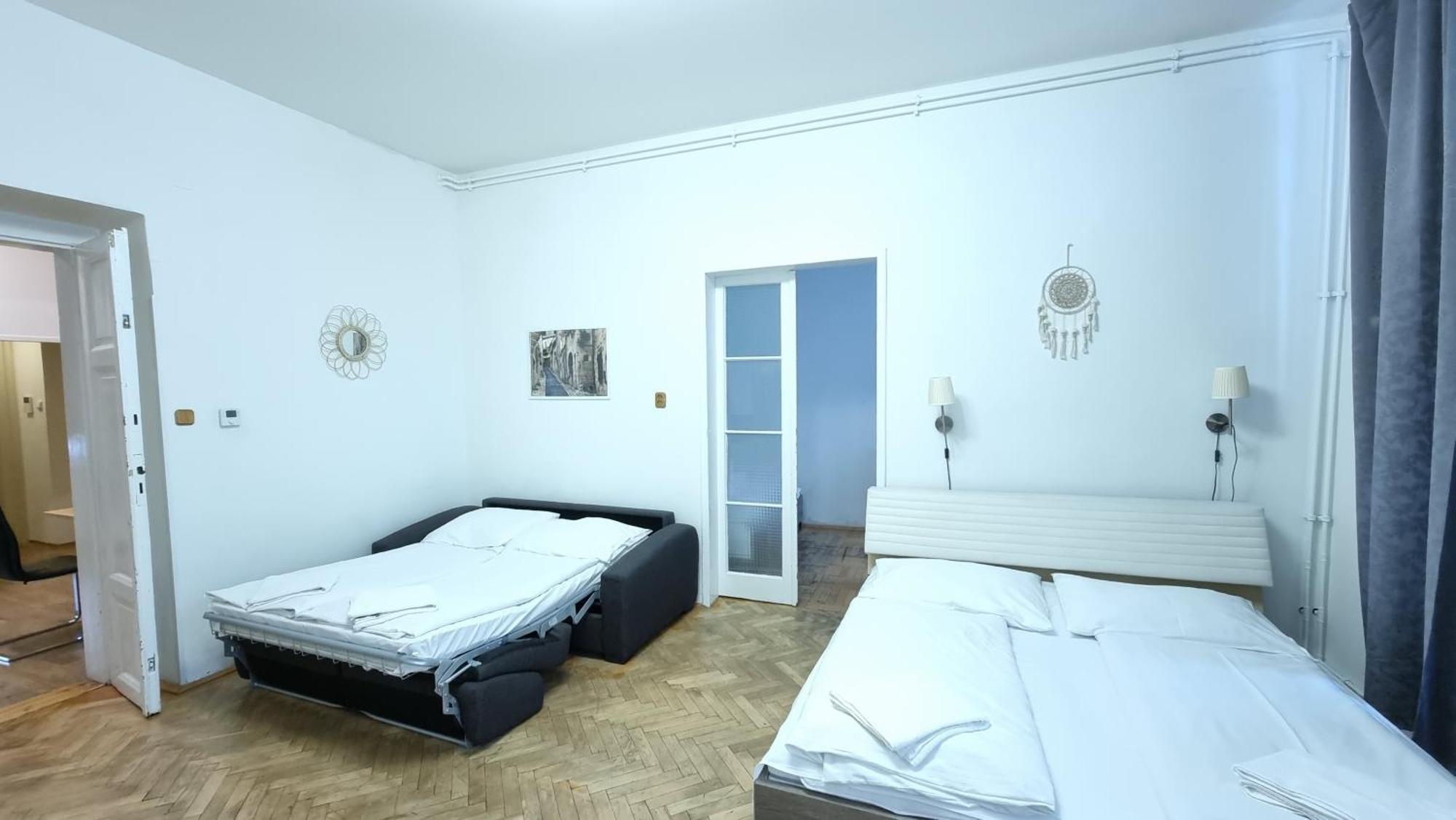 Apartment Krakovska 20 Prague Luaran gambar